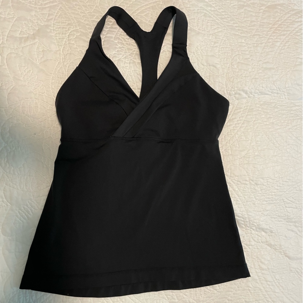 Black Lululemon tank top
